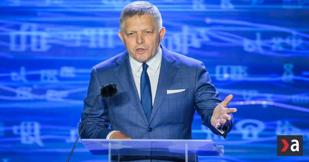 Robert Fico nie je Konstantin Filozof Obracia sa do minulosti pretoze sa boji pritomnosti komentar Martina Behula
