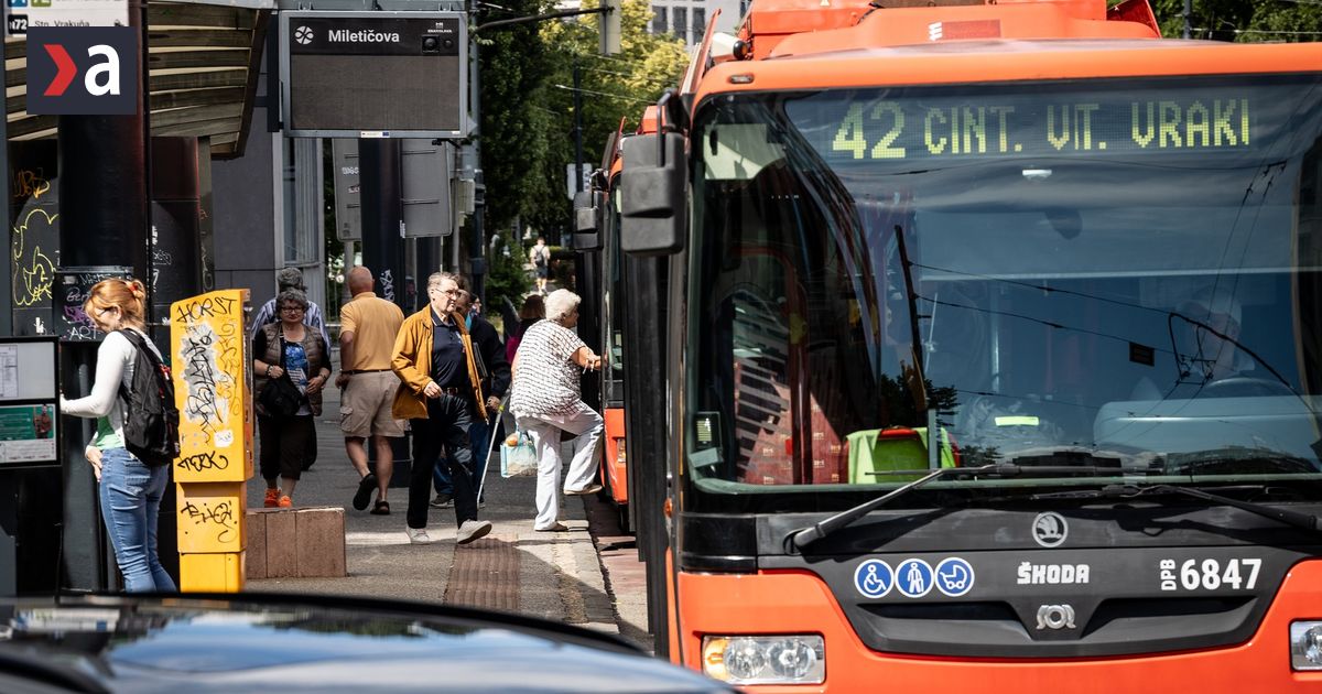 Statna revolucia v cestovani Jedna aplikacia na vlak autobus aj MHD bude stacit no zatial este nefunguje