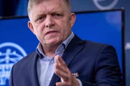 Suverenna politika Roberta Fica je ako otravna mucha Doplatime na to vsetci nazor Juraja Krupu