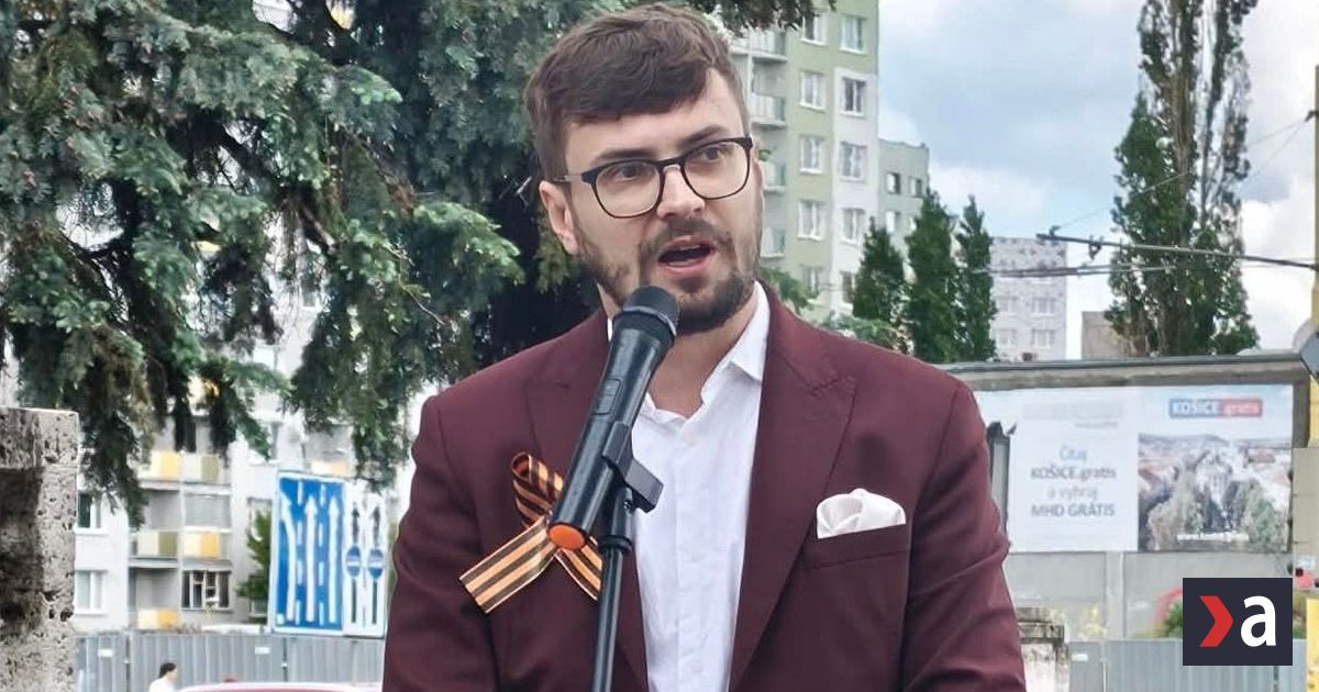 Volby 2026 Prorusky kandidat na primatora Kosic Alexander Riabov spustil kampan pri pamatniku Sovietskej armady