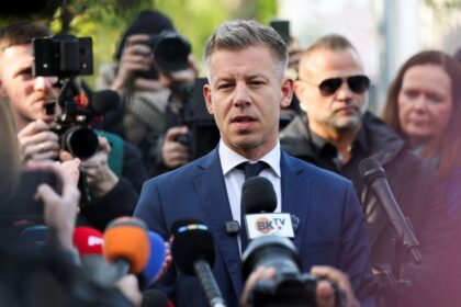 Zemetrasenie v madarskych mediach Televizia M1 prerusila vysielanie a ospravedlnuje sa za roky lzi