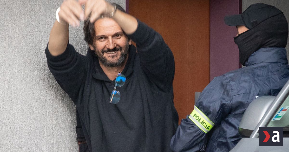 kauza sumrak v ktorej povodne obvinili roberta fica a roberta kalinaka stale pretrvava
