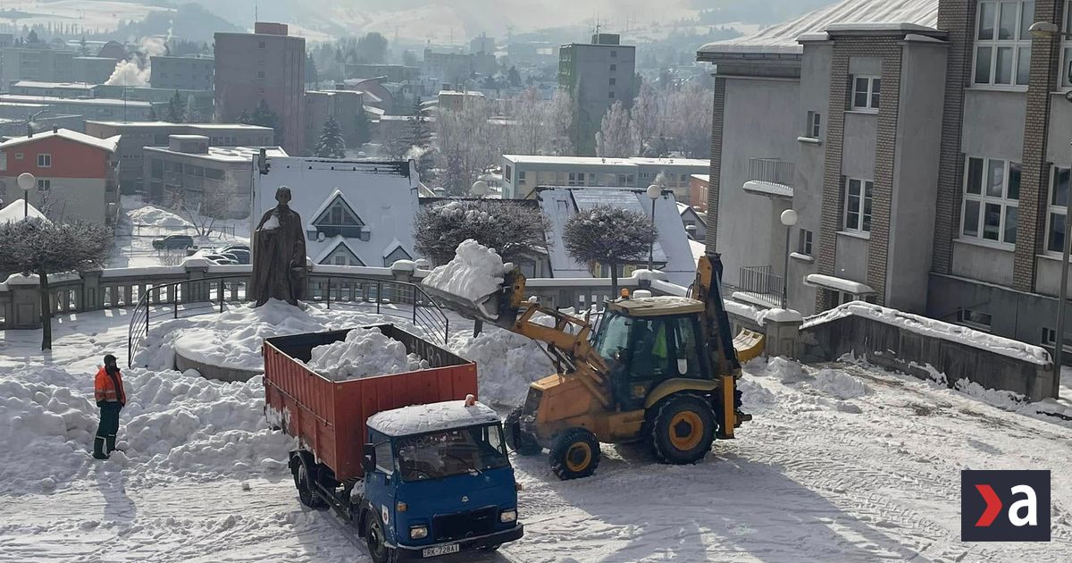 v Ruzomberku sa zo skrine vynoril kostlivec Mestu prisiel ucet za stare prehresky