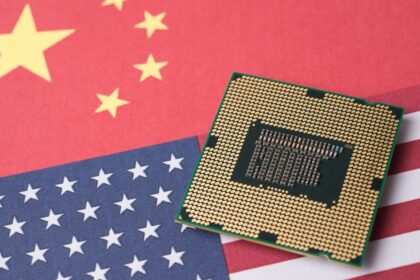 Cinsky vyrobca cipov dobieha Intel Na dosiahnutie tohto uspechu mu stacili tri tyzdne