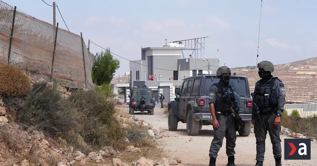 Izraelski osadnici obsazuju dediny na Zapadnom brehu Palestincanov vyhanaju z ich vlastnych domovov