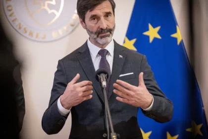 Juraj Blanar rokoval s ruskym ministrom Ten mal nariadit univerzitam aby posielali studentov do armady