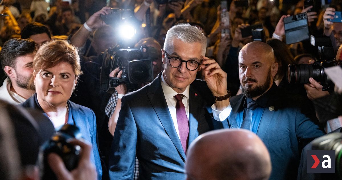 PS plati Korcokovi desiatky tisic eur cez firmu jeho manzelky Je to model ako v Smene kritizuje Nadacia Zastavme korupciu