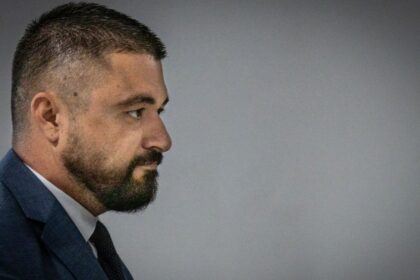 SIS si nezasluzit ani posledne miesto jej sef je dokonalym obrazom zlyhania komentar Lubomira Jaska