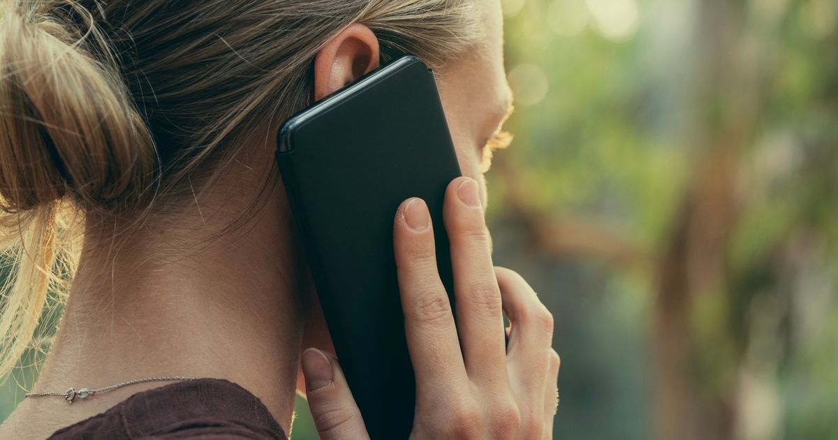 Sposobuju mobilne telefony rakovinu mozgu Vedci po 30 rokoch vyskum u vydali konecny verdikt