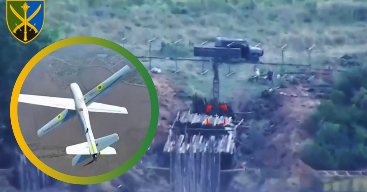 Utok na rusky radar ukrajinsky dron v akcii ako zo Star Wars
