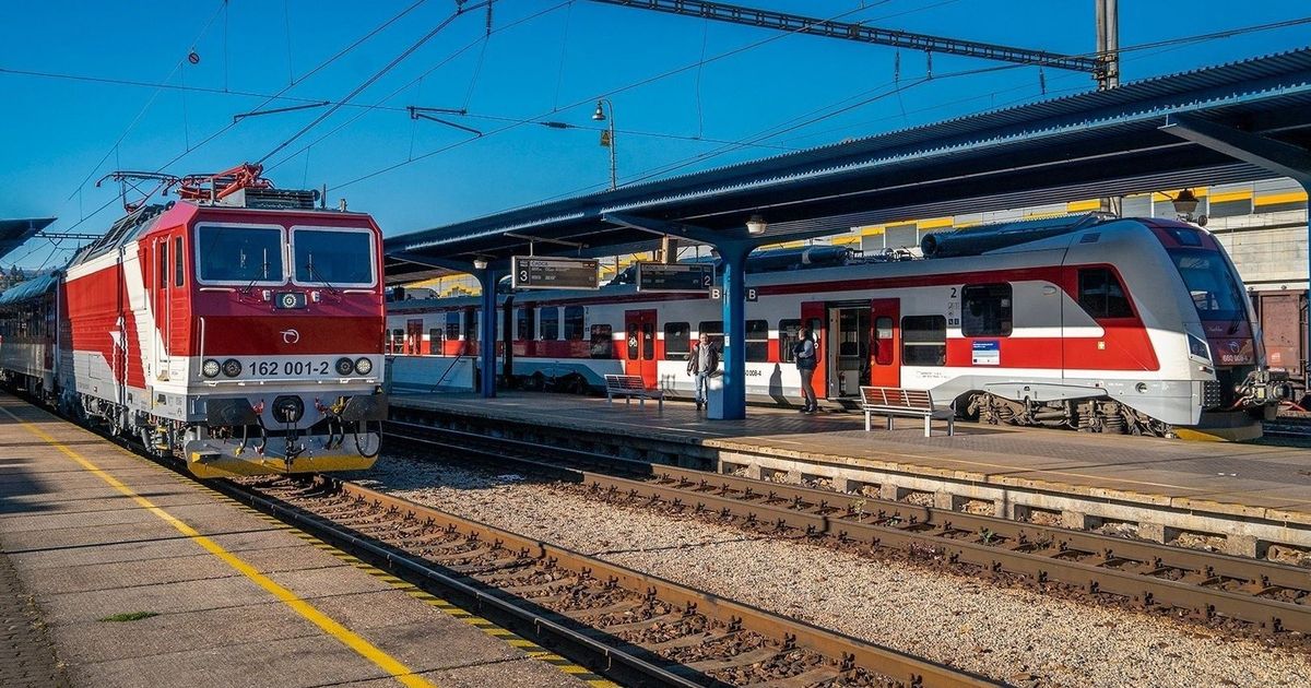 Velka zmena pri nakupe vlakovych listkov Pozrite sa ako si ich kupuju Slovaci