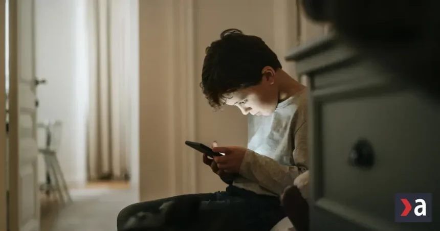 Nebezpečné sociálne siete: Odstavme od nich deti. Aký bude ďalší postup?