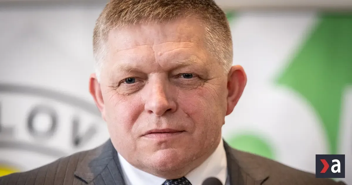 Robert Fico by mal odteraz už iba svietiť a kúriť, tvrdí Zsolt Simon