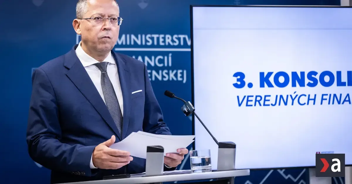 Expert: Vláda vzdala konsolidáciu. Rozpočet je predvolebný a problémov je viacero