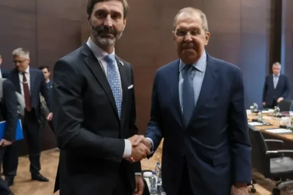 Fico plní už len sľuby, ktoré dal Vladimirovi Putinovi