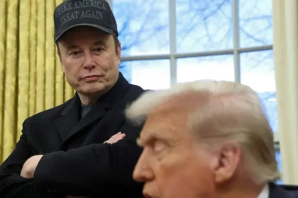 Najbohatší muž planéty Elon Musk prepisuje históriu: do volieb nalial gigantickú sumu