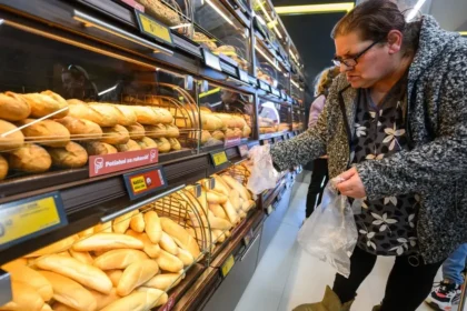 Slovenské domácnosti míňajú príliš. Málo šetríme, kríza nás môže zaskočiť