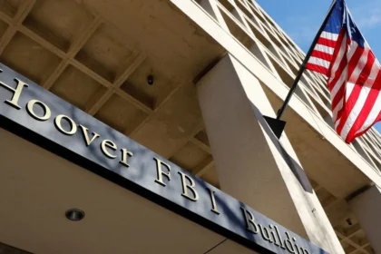 Veľký hackerský útok na FBI: Významný zvrat v prípade