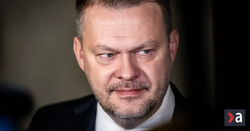 Vyšetrujú biznis ministra Migaľa s firmou, ktorá má podľa Remišovej fiktívne číslo